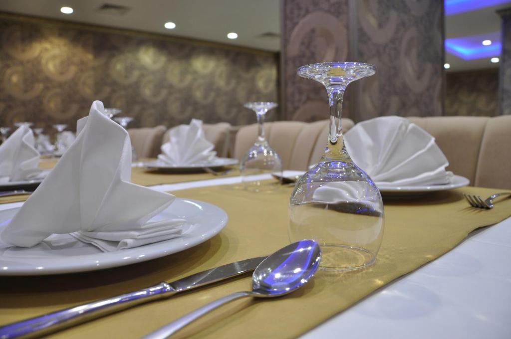 Gebze Palas Hotel Exterior foto